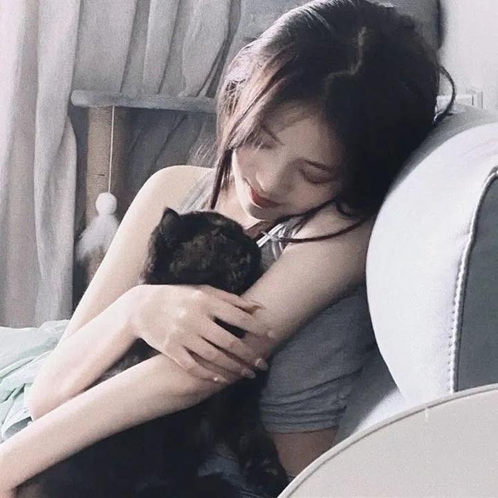 玉女痴男